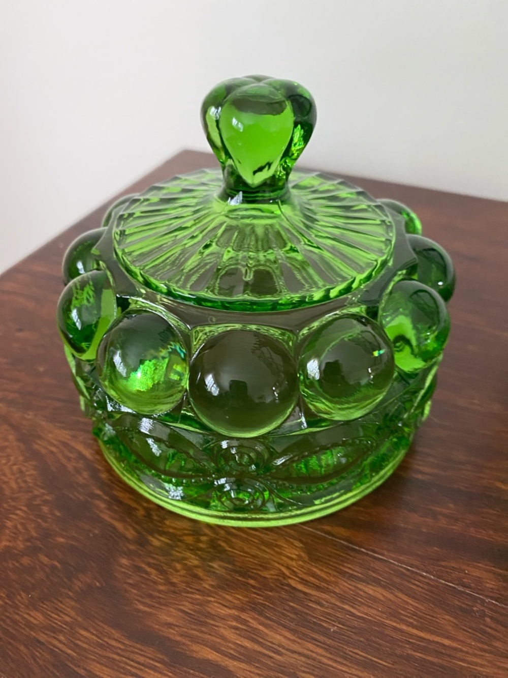 Mosser Glass • Eye Winker • Green Glass Covered Butter Dish - Picture 5 of 6